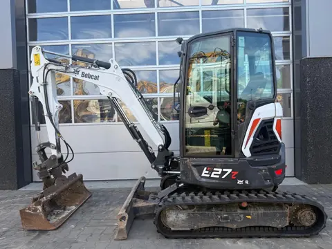 Bobcat E27 (bj 2021)