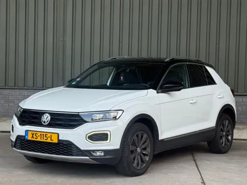 Volkswagen T-Roc 1.5 TSI Sport / Virtual / Zwarte hemel
