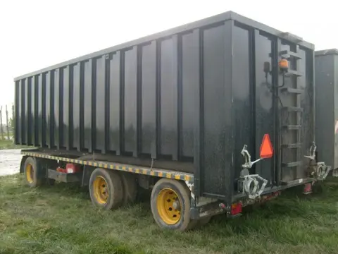 vloeistofdichte mest containers