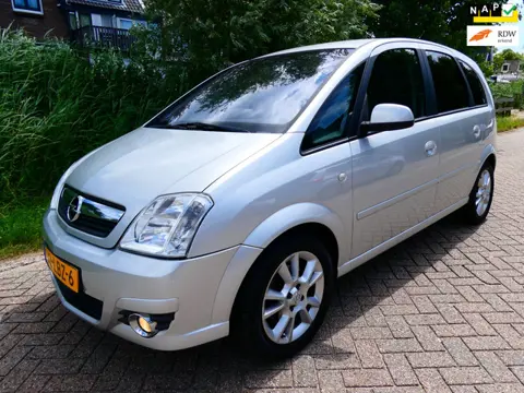 Opel Meriva 1.6-16V Cosmo 105pk Clima Cruise Navi 111.000km. Hoge instap