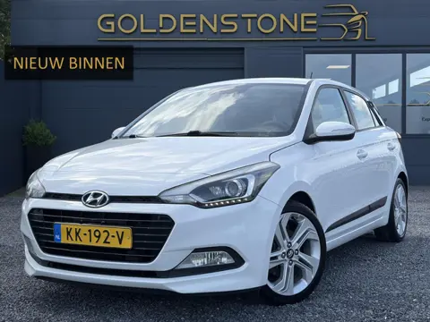 Hyundai i20 1.0 T-GDI Comfort Navi,Camera,Trekhaak,Clima,Cruise,Pdc,Lm velgen,Rijstrooksensor,N.A.P,
