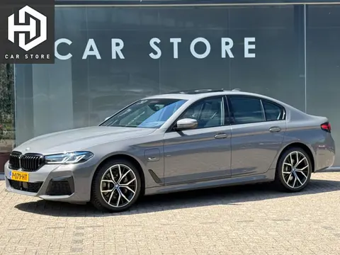 BMW 5-serie 530e M-Sport BERNINAGRAU Pano|LASER|HuD|Adap Cruise|