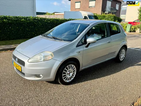 Fiat Grande Punto 1.4 Dynamic - Nieuwe APK