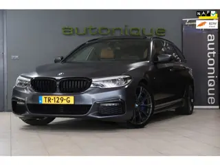 BMW 5-serie Touring 530i High Executive *MAT Frozen Grey* Individual Leder PANORAMADAK UNIEKE AUTO