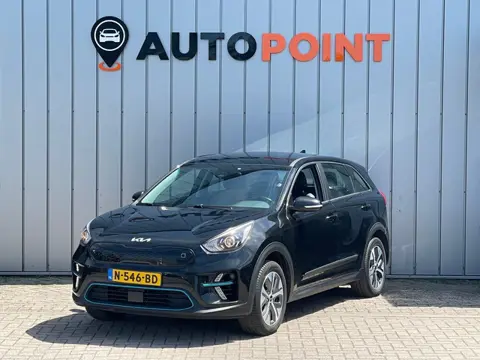 Kia E-Niro ComfortLine 64 kWh SOH100% 1E EIG ORG NL DEALEROND|CAMERA|VIRTUAL.COCKPIT|LANE.ASSIST|PAR