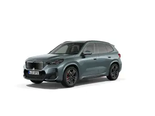 BMW iX1 eDrive20 | M-Sport Pro | 19" | Panorama | Harman/Kardon | Camera | Elek. Stoelverst. | Trekh