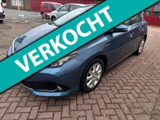 Toyota Auris 1.8 Hybrid Aspiration KLIMAAT NAVI CAMERA DEALER OH