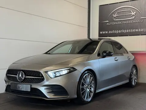 Mercedes-Benz A-klasse 200 Limousine AMG Pano, Cruise Control, Virtual Cockpit, Sfeerverlichting, St