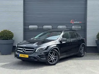 Mercedes-Benz GLA-klasse 180 AMG | Panoramadak | Navigatie | 18 Inch Lichtmetalen Velgen | LED | Cru