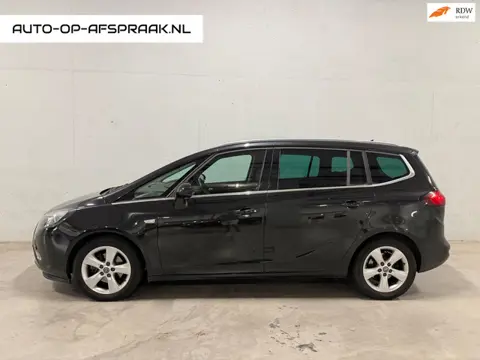 Opel Zafira Tourer 1.4 Business+ 7p. Navi Airco Cruise Control Trekhaak