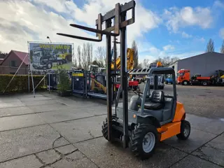 AUSA C150H 4WD heftruck met sideshift (bj 2007)