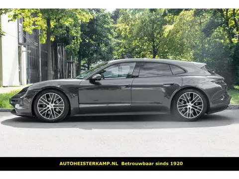Porsche Taycan Sport Turismo 105 kWh 435 PK Panoramadak Matrix ACC InnoDrive BOSE SurroundView