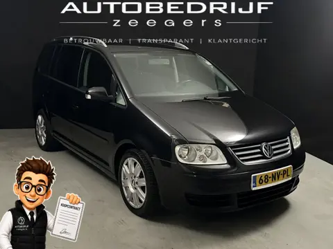 Volkswagen Touran 2.0-16V FSI Trendline *Navi*Zeer goed onderhouden*7 persoons*