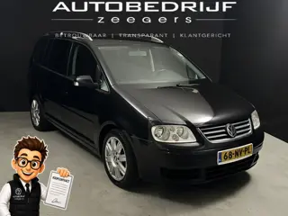 Volkswagen Touran 2.0-16V FSI Trendline *Navi*Zeer goed onderhouden*7 persoons*