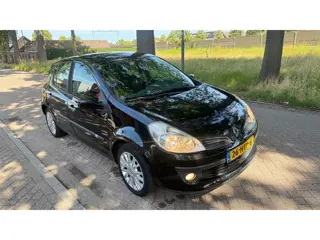 Renault Clio 1.2 TCE Collection 2009 APK