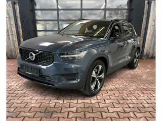 Volvo XC40 1.5 T4 Recharge R-Design PHEV | LED | Trekhaak | 360 camera | Elek. stoelen + mermory | S