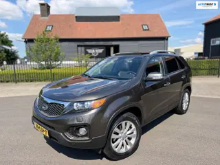 Kia Sorento 2.4 X-CLUSIVE AUTOMAAT LEER PANORAMDAK CAMERA TREKHAAK