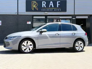 Volkswagen Golf 1.5 TSI,Stuurverw,Airco,Carplay,Cruise Adaptief,lane control,Front control,Stoelverw
