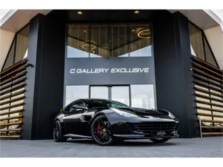 Ferrari GTC4Lusso 6.3 V12 - 4-zits l Lift l Passenger Display l Carbon l Panorama
