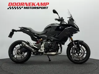 BMW F 900 XR TRIPLE BLACK (bj 2022)