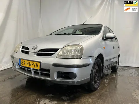 Nissan Almera Tino 1.8 Visia SCHADEAUTO!!