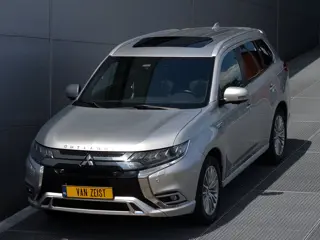 Mitsubishi Outlander PHEV 2.4 INSTYLE 4WD | PLUG IN HYBRID | V2H | SOH 75% | FULL OPTIONS | LEDER | 