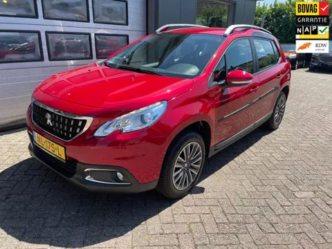 Peugeot 2008 1.2 PureTech Blue Lion
