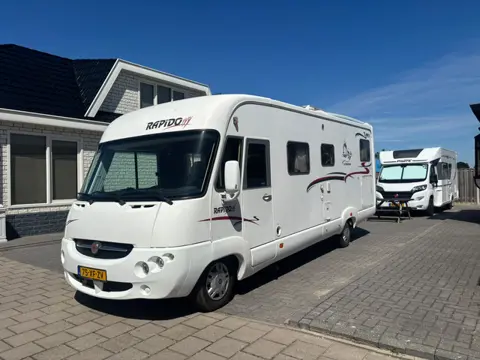 RAPIDO AF5 Rapido 9097F | FIAT DUCATO |AIRCO|ZONNEPANELEN|SATELIETSCHOTEL|4-SLAAPPLEKKEN|OPBERGRUIMT
