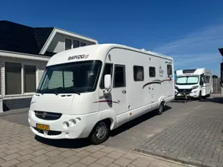 RAPIDO AF5 Rapido 9097F | FIAT DUCATO |AIRCO|ZONNEPANELEN|SATELIETSCHOTEL|4-SLAAPPLEKKEN|OPBERGRUIMT