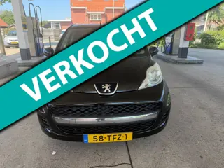 Peugeot 107 1.0-12V Black & Silver AIRCO-EL.RAMEN-CARPLAY