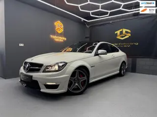Mercedes-Benz C-klasse Coupé AMG 63 Performance Colletings item Vol opties