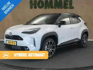 Toyota Yaris Cross 1.5 Hybrid 130 GR SPORT - DIRECT UIT VOORRAAD LEVERBAAR! - ELEKTRISCHE ACHTERKLEP