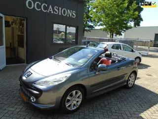 Peugeot 207 CC 1.6 VTi Première