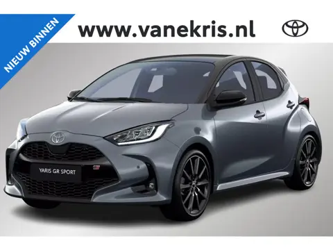 Toyota Yaris 1.5 Hybrid 130 GR SPORT, GR-Sport Pack, INRUILPREMIE €2.000,- ! BSM, Stuur & Stoelverwa