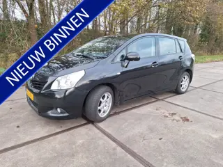 Toyota Verso 1.8 VVT-i Business Airco Cr-Control Panoramadak Youngtimer