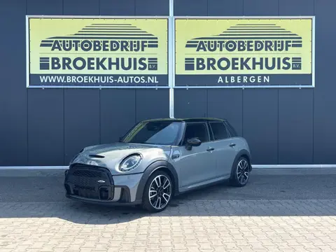 MINI 5-deurs 2.0 Cooper S John Cooper Works (bj 2021)