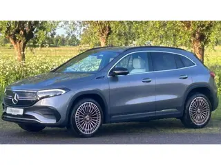 Mercedes-Benz EQA 250 AMG LINE 67 kWh EDITION 1, 30.000KM!! 1E EIGENAAR!! NAVIGATIE, DAB RADIO, LEER