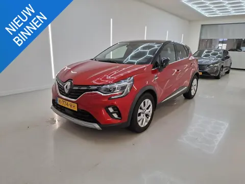 RENAULT CAPTUR 1.3 TCE 140 INTENS I AUTOMAAT I TREKHAAK I P-CAMERA I NAVIGATIE I APPLE CARPLAYY