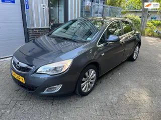 Opel Astra 1.4 Cosmo! 166 DKM NAP! AIRCO! BOEKJES! 2010!