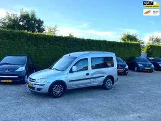 Opel Combo APK NIEUW 5 PERSOONS RIJD PRIMA