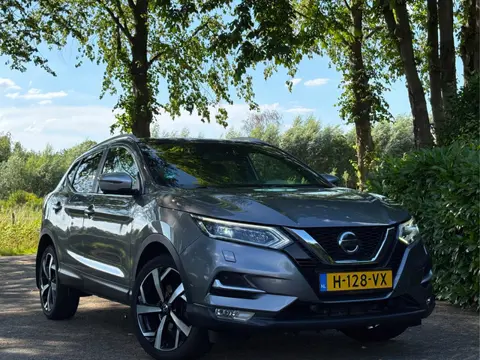 Nissan QASHQAI 1.2 AUT Tekna +- LEDER - PANORAMA - TREKHAAK - BOSE -