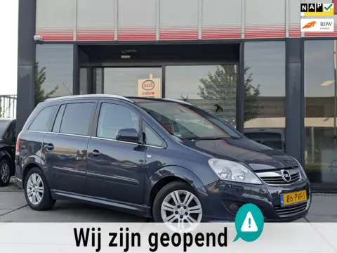 Opel Zafira 1.8 Cosmo - Clima - Cruise - Stoelverwarming -