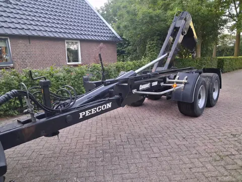 Peecon Cc130 haakarm kipper (bj 2012)