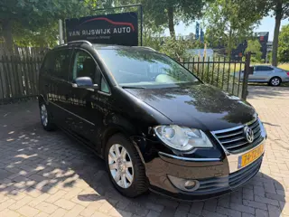 Volkswagen Touran 1.4 TSI Highline Business Clima Cruise-con Elec-Ram