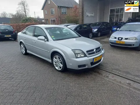 Opel Vectra GTS 2.2-16V Elegance