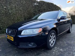 Volvo V70 2.5FT Summum