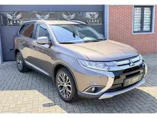 Mitsubishi Outlander 2.0 Executive Edition 7 pers. Dealer onderhouden