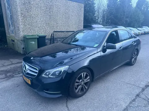 Mercedes-Benz E-klasse 220 BlueTEC Prestige LEES TEKST