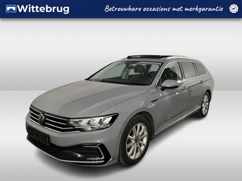 Volkswagen Passat Variant 1.4 TSI PHEV GTE / AUTOMAAT/ PANO/ TREKHAAK/ ELEK.ACHTERKLEP/ STOELVERWARM