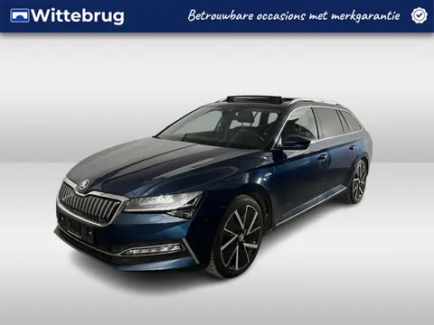 Škoda Superb Combi 1.4 TSI iV Laurin & Klement / AUTOMAAT/ PANO/ TREKHAAK/ LEER/ STOELVENTILATIE/ EL